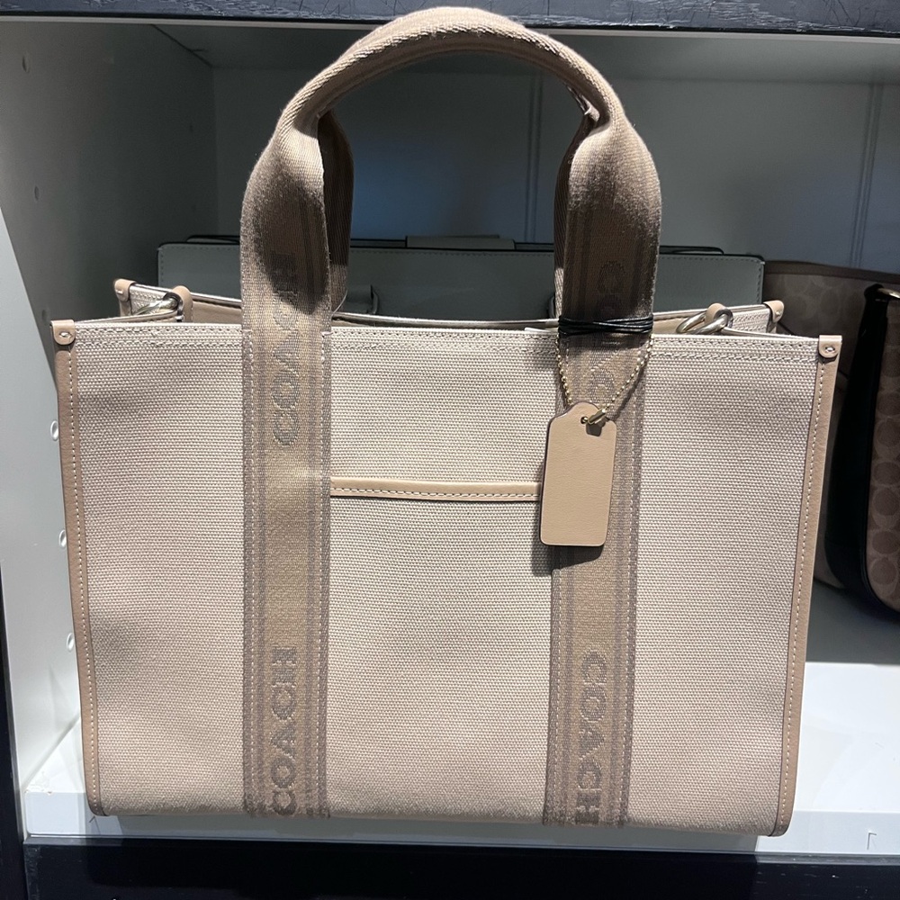 New Coach Smith Tote Bag - Picture 4 of 9